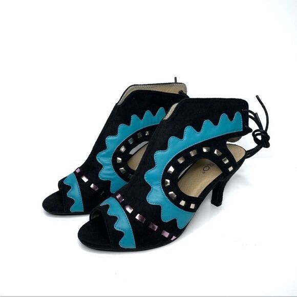 Ashro Shoes - Ashro Black and Blue Heels with Lace-Up Design